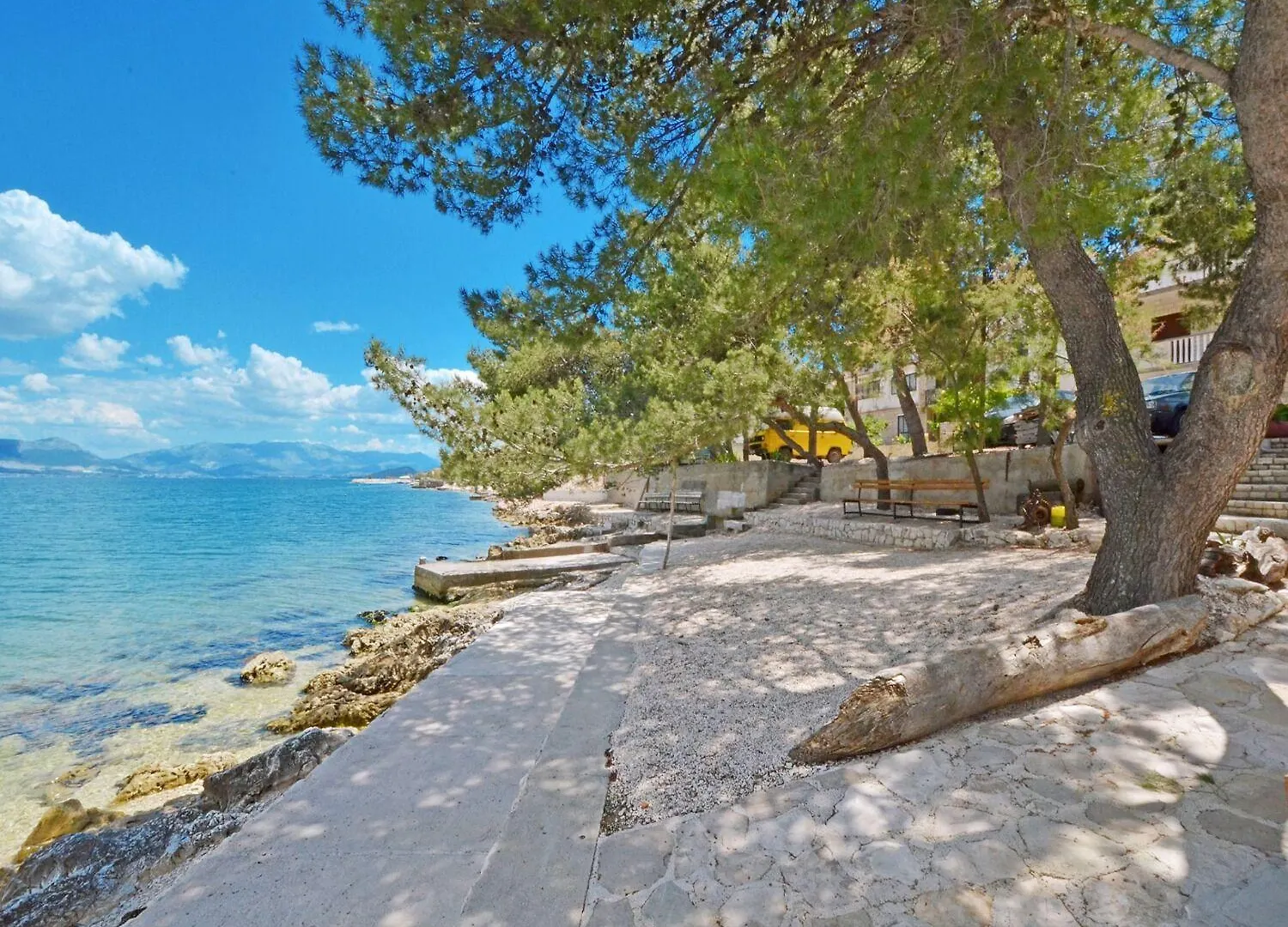 Apartments Zana - Close To Beach تروغير